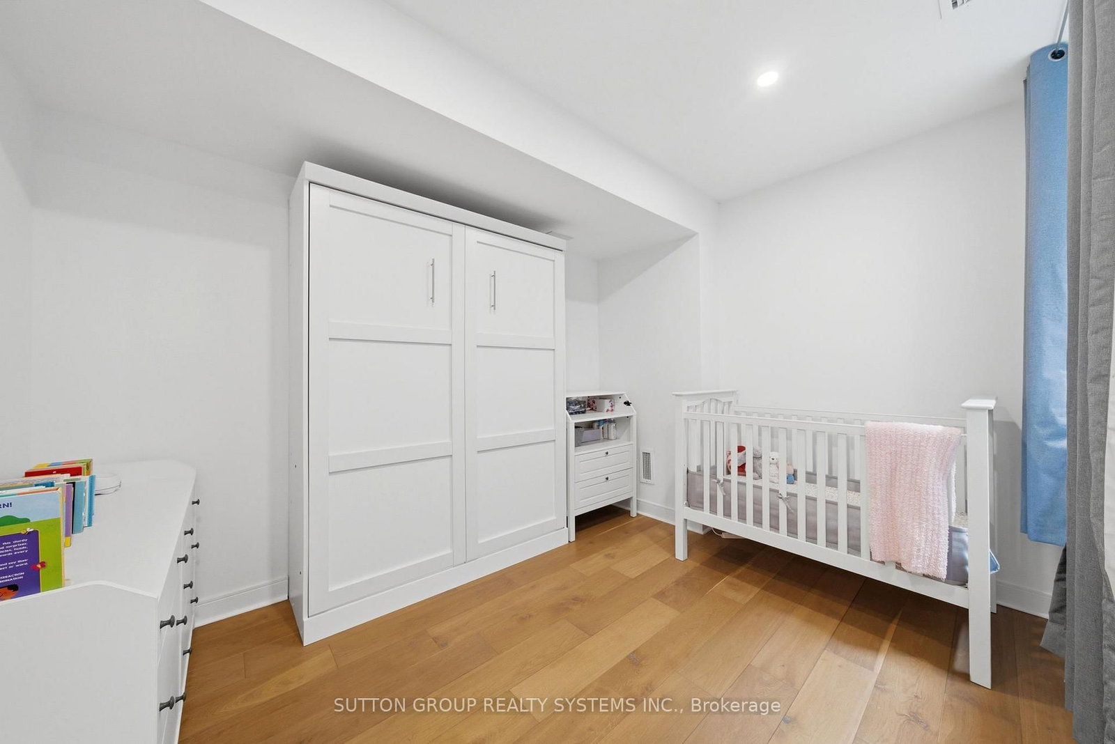 Townhouse for sale at 99A Walmer Road, Toronto, Ontario, M5R 2X6 - Annex - MLS: C12909438