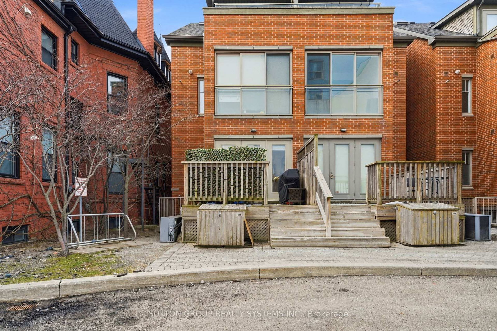 Townhouse for sale at 99A Walmer Road, Toronto, Ontario, M5R 2X6 - Annex - MLS: C12909438