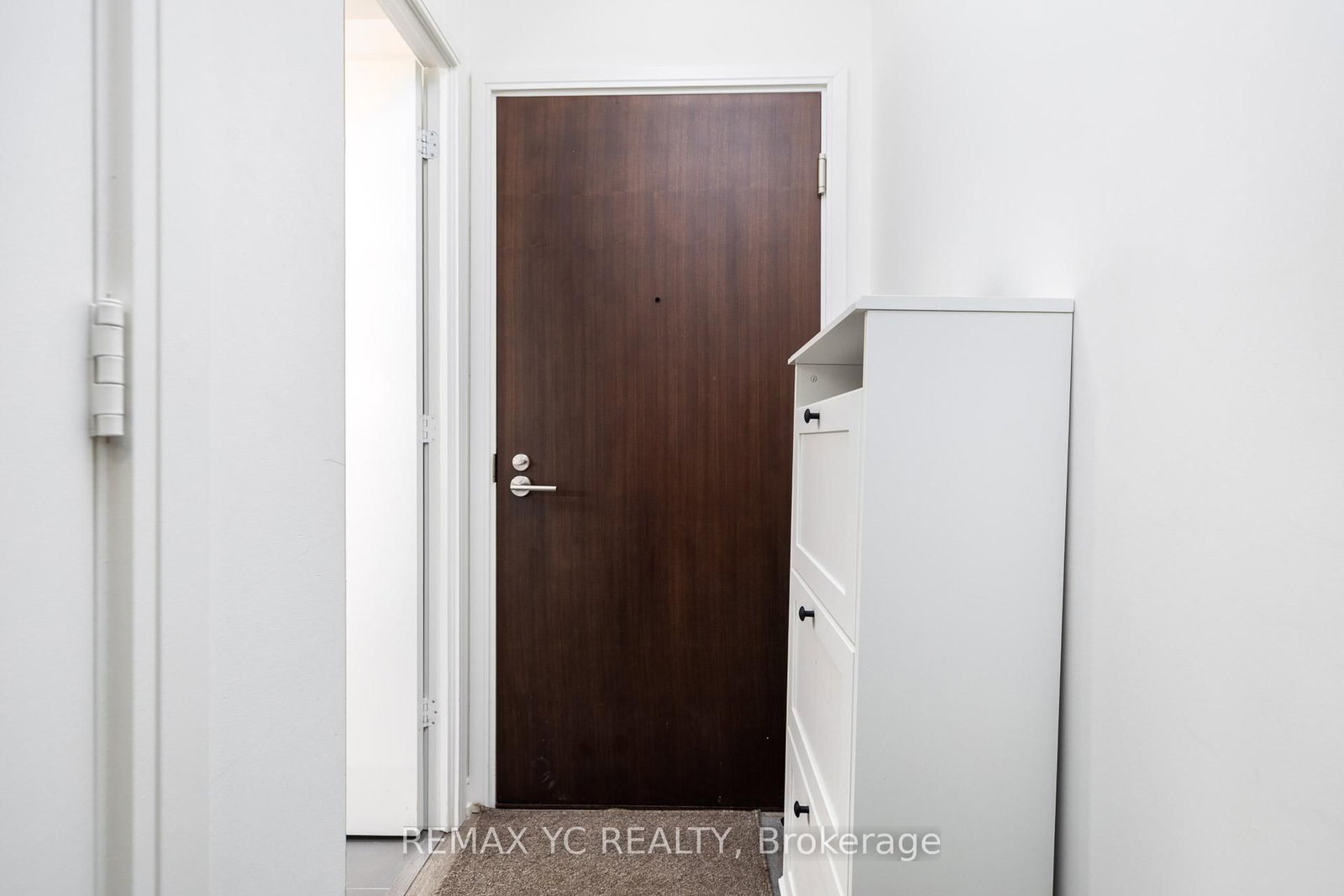 Condo for sale at 804-425 Front Street, Toronto, Ontario, M5A 0X2 - Waterfront Communities C8 - MLS: C12909890