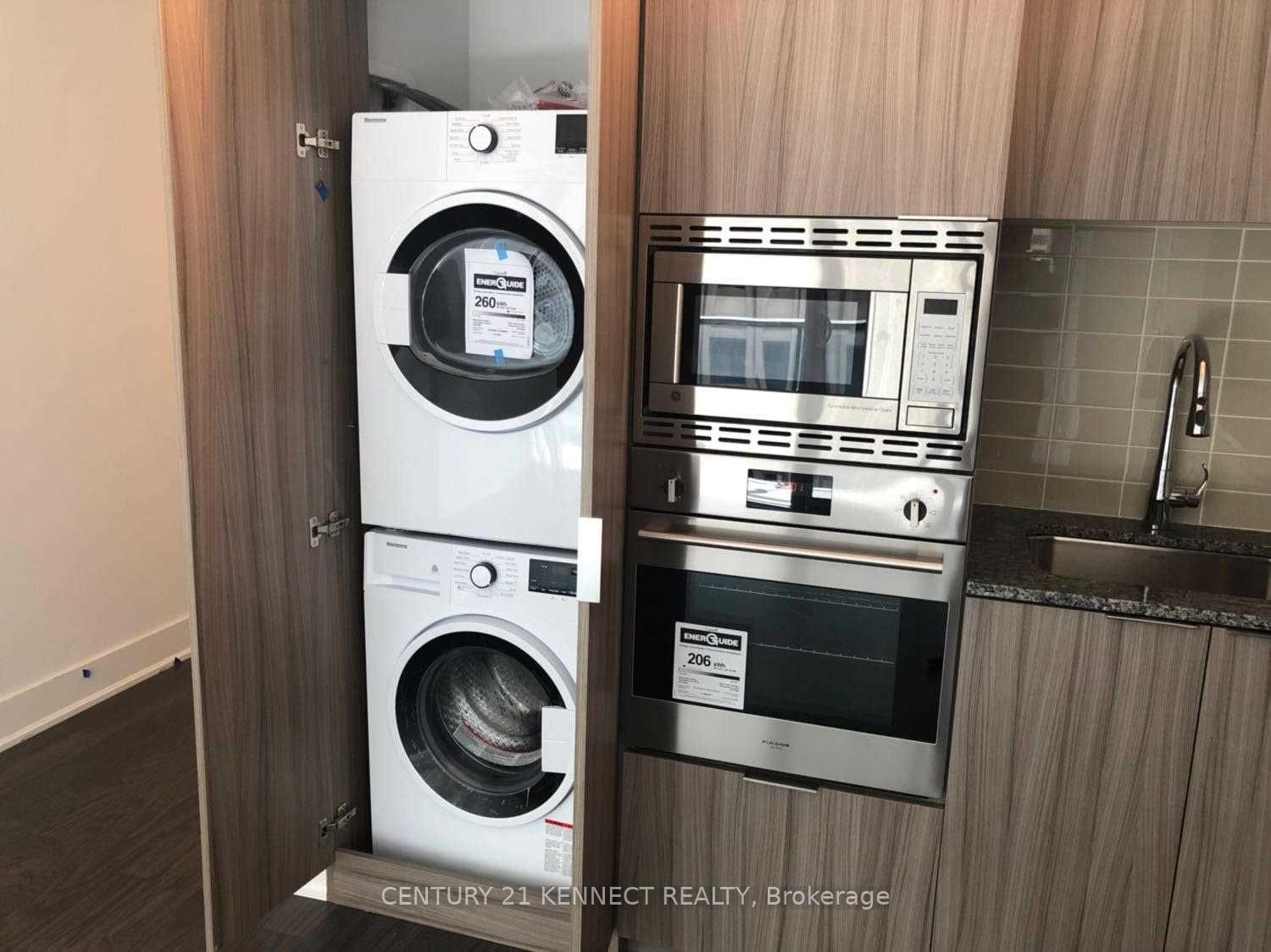 955 Bay Street, Unit 1211 - Photo 13