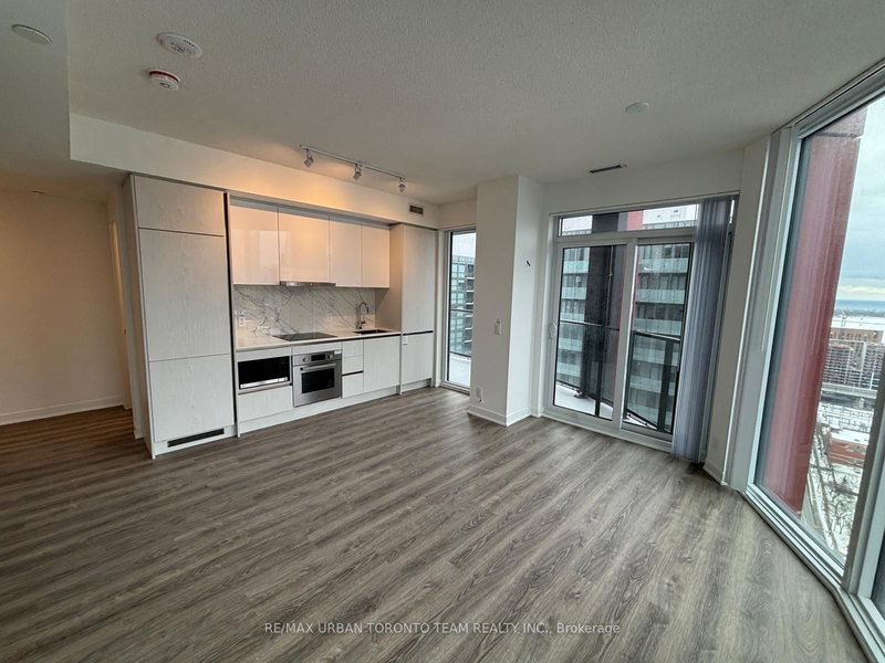 3310 - 180 Front St E, Toronto, M5A 0K9 | Image 3