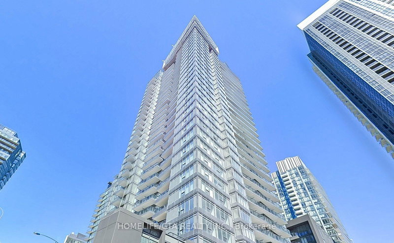 home for lease on 3008-70 Queens Wharf Road