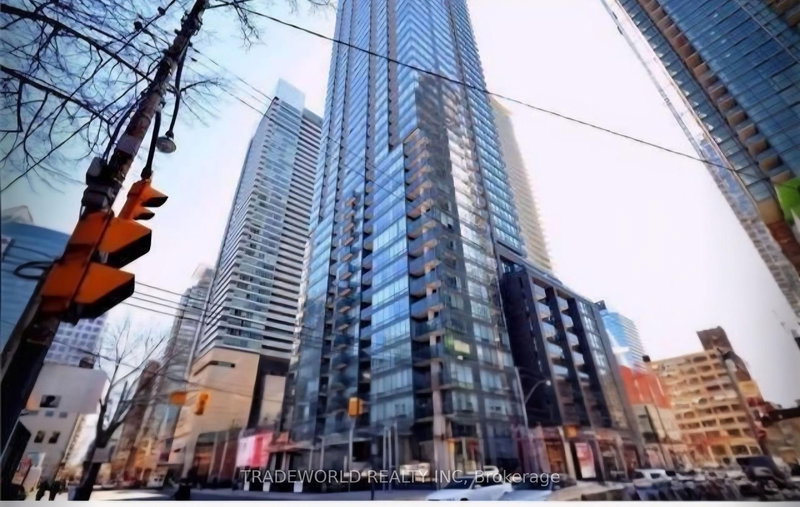 home for lease on 518-295 Adelaide Street W