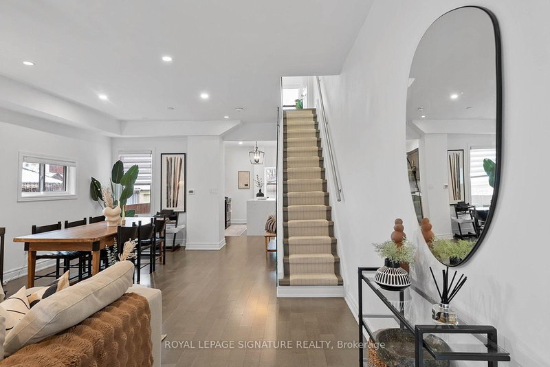 15 Yarmouth Rd, Toronto, M6G 1W7 | Image 3