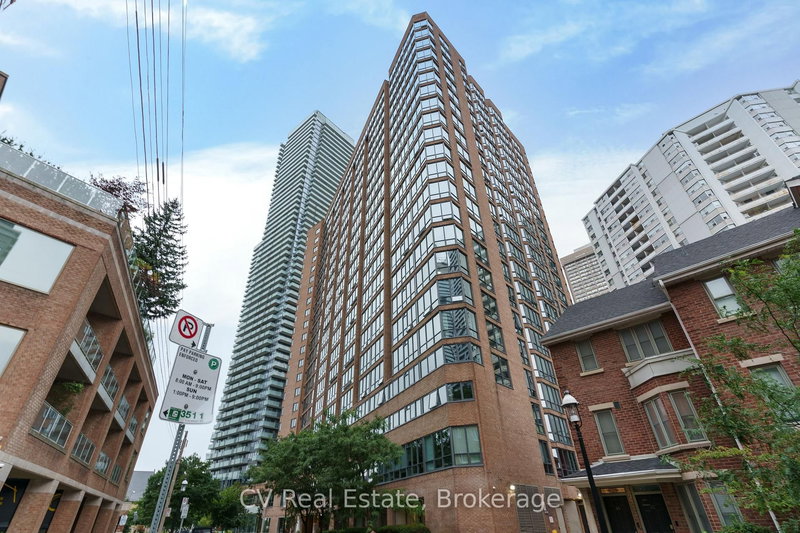 home for lease on 1805-1055 Bay Street