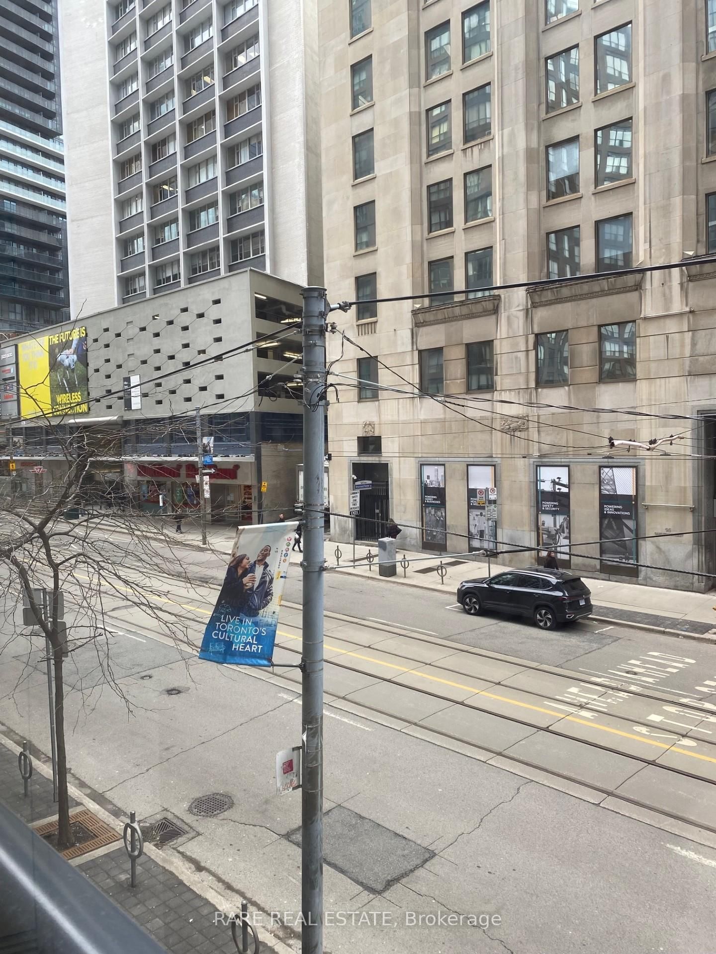 21 Carlton Street, Unit 201 - Photo 10