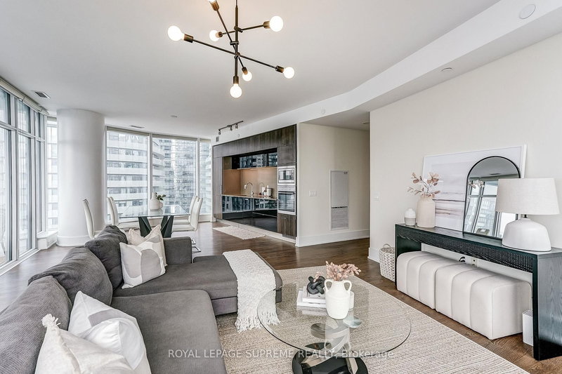 3010 - 10 York St, Toronto, M5J 0E1 | Image 3
