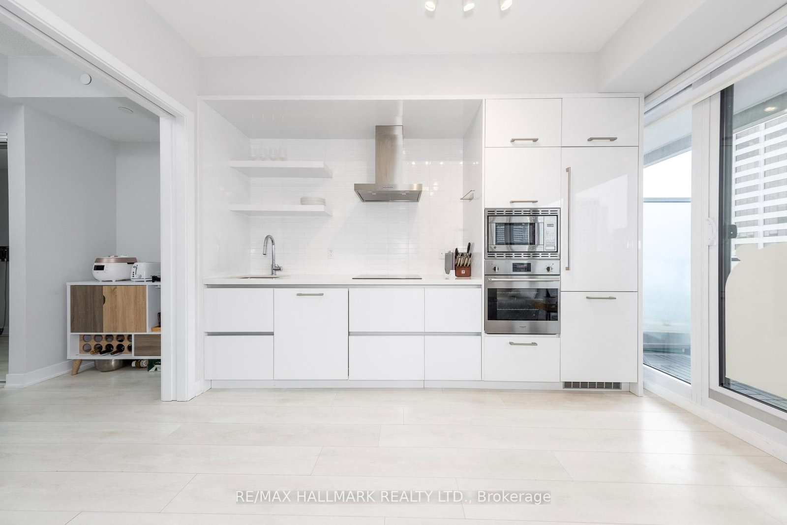 Condo for sale at 2211-2221 Yonge Street, Toronto, Ontario, M4S 0B8 - Mount Pleasant West - MLS: C12910754