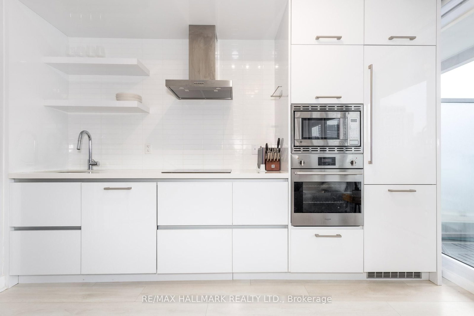 Condo for sale at 2211-2221 Yonge Street, Toronto, Ontario, M4S 0B8 - Mount Pleasant West - MLS: C12910754