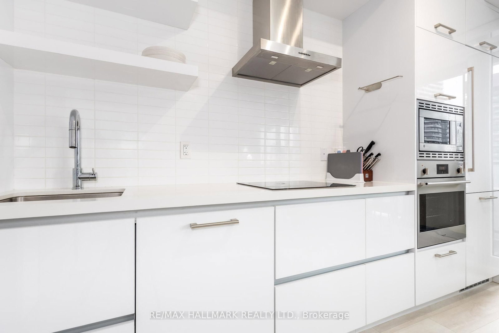 Condo for sale at 2211-2221 Yonge Street, Toronto, Ontario, M4S 0B8 - Mount Pleasant West - MLS: C12910754