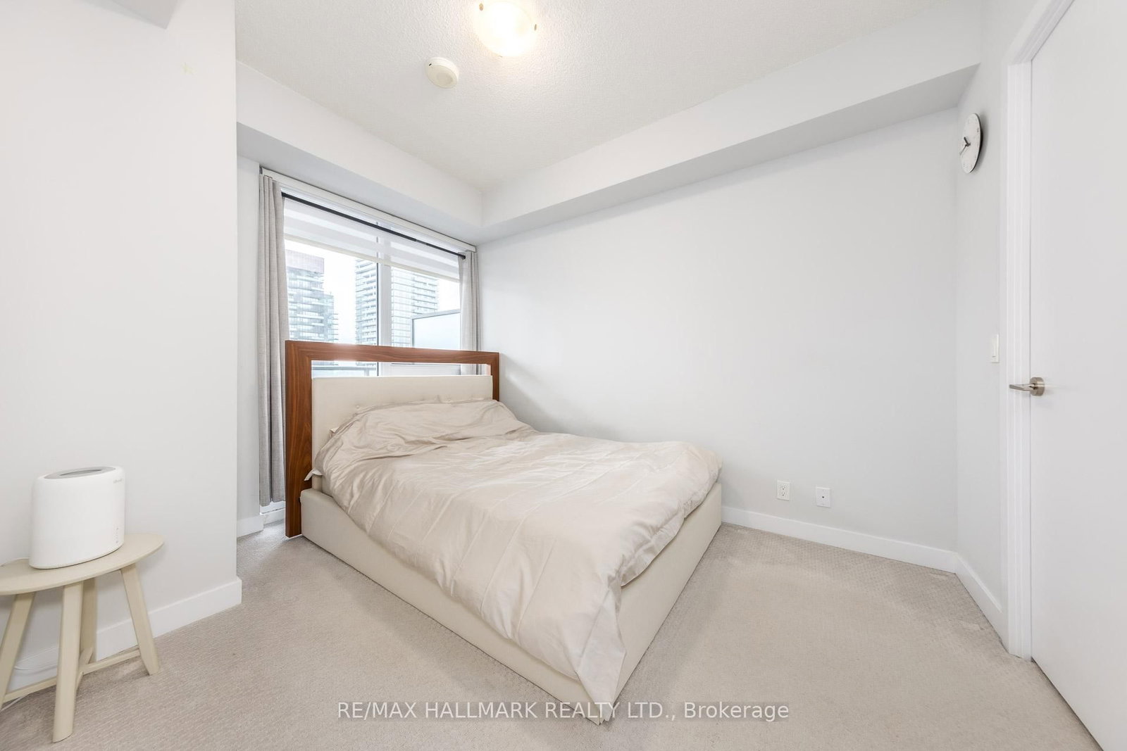 Condo for sale at 2211-2221 Yonge Street, Toronto, Ontario, M4S 0B8 - Mount Pleasant West - MLS: C12910754