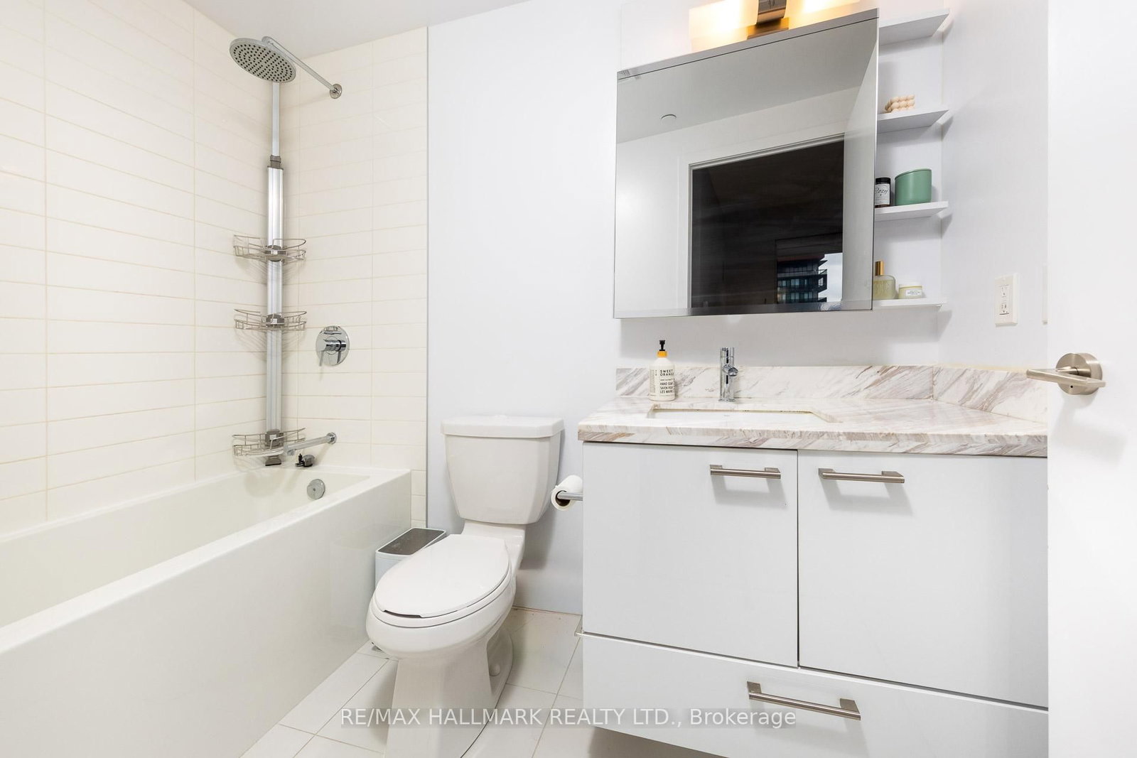 Condo for sale at 2211-2221 Yonge Street, Toronto, Ontario, M4S 0B8 - Mount Pleasant West - MLS: C12910754