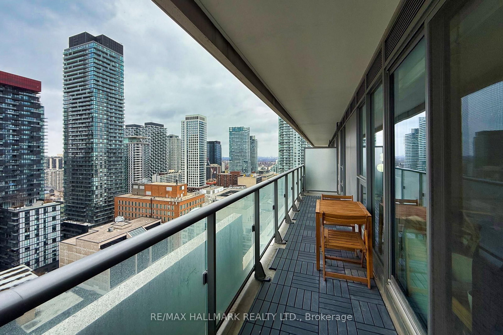 Condo for sale at 2211-2221 Yonge Street, Toronto, Ontario, M4S 0B8 - Mount Pleasant West - MLS: C12910754