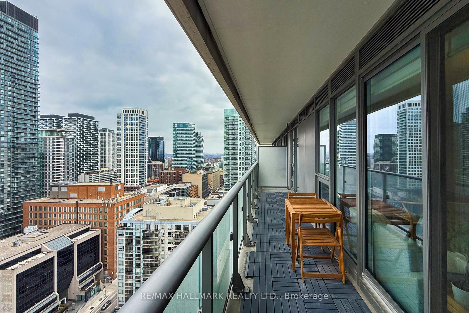 Condo for sale at 2211-2221 Yonge Street, Toronto, Ontario, M4S 0B8 - Mount Pleasant West - MLS: C12910754