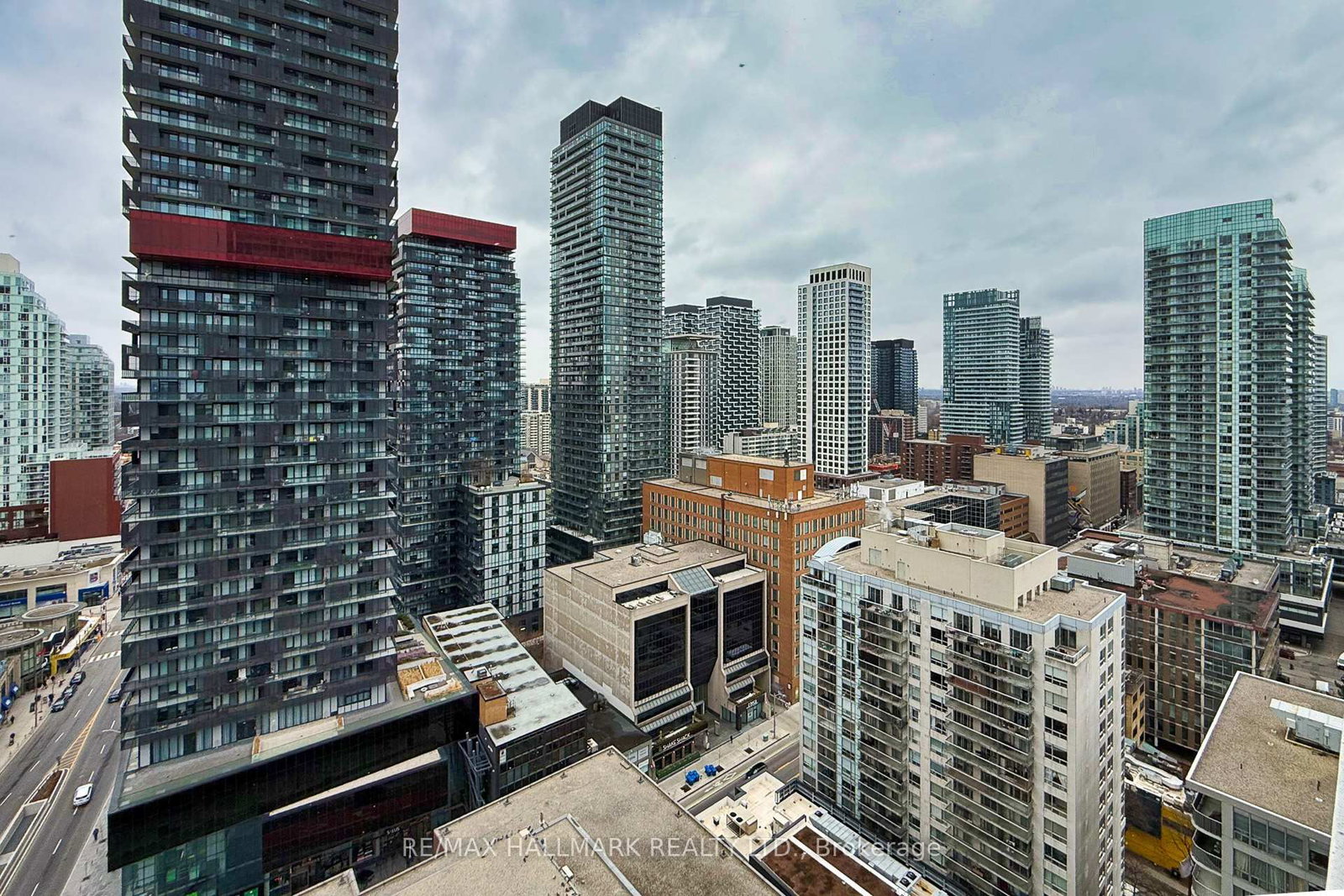 Condo for sale at 2211-2221 Yonge Street, Toronto, Ontario, M4S 0B8 - Mount Pleasant West - MLS: C12910754