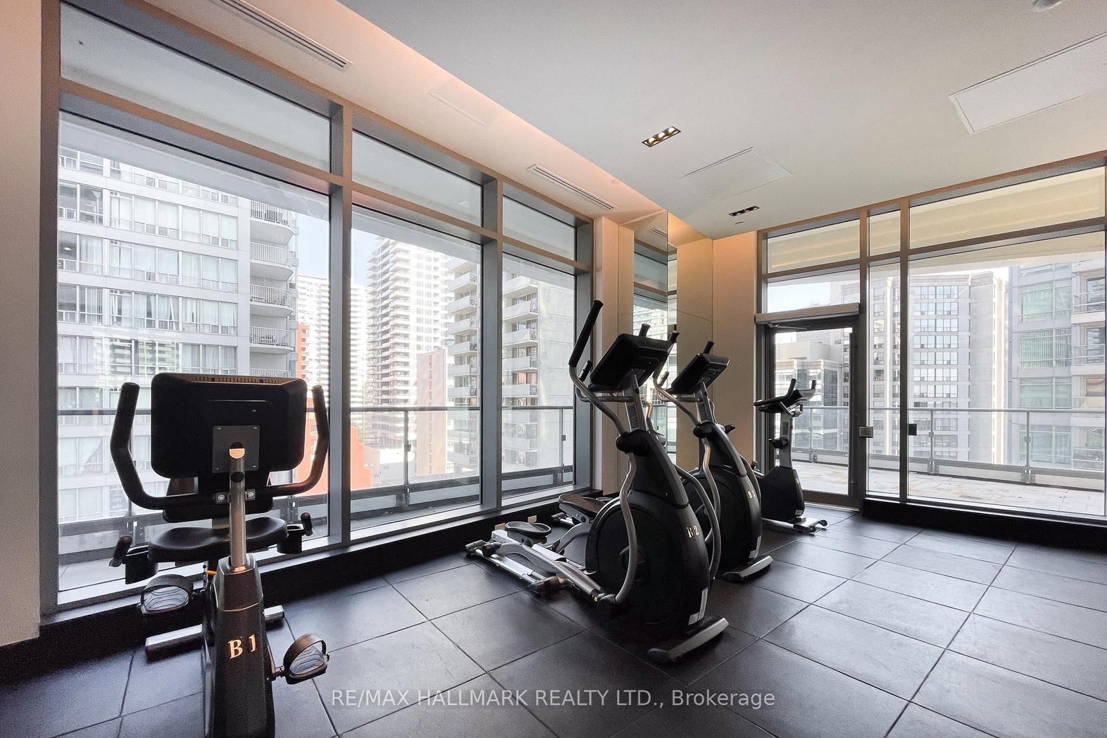 Condo for sale at 2211-2221 Yonge Street, Toronto, Ontario, M4S 0B8 - Mount Pleasant West - MLS: C12910754