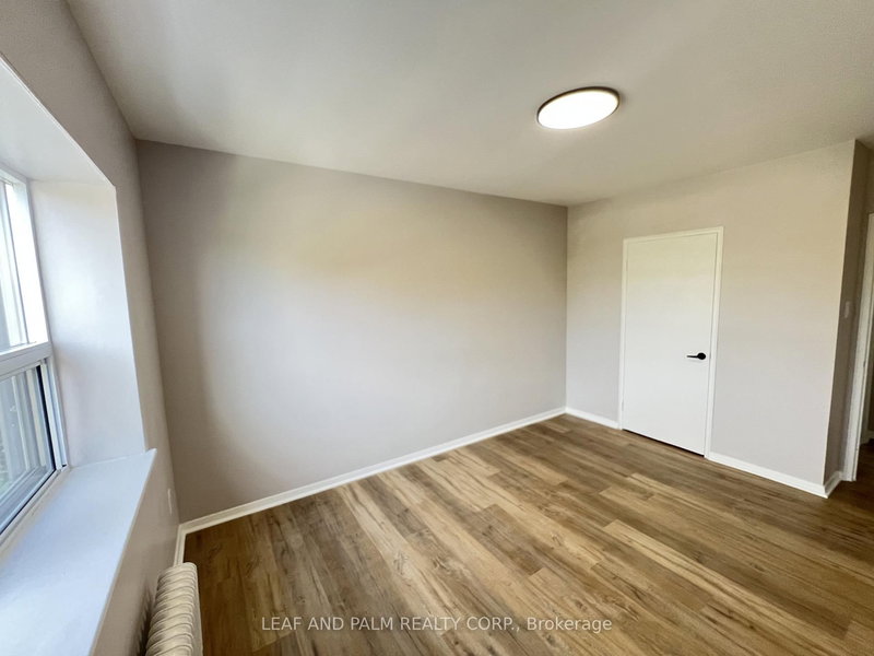 102 - 1698 Victoria Park Ave, Toronto, M1R 1R2 | Image 3