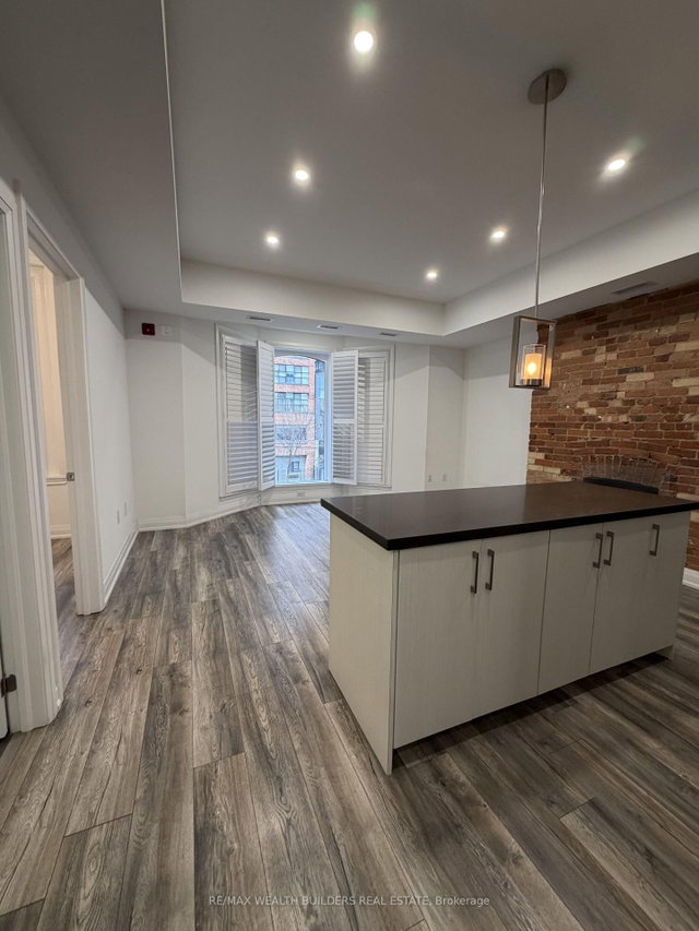 Unit 5 - 217 Jarvis Street