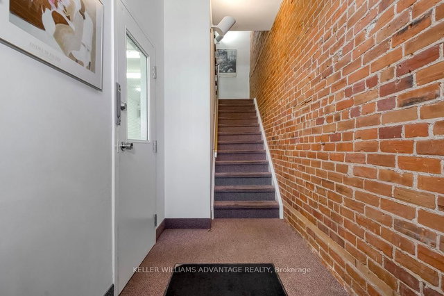 157 Gerrard Street E