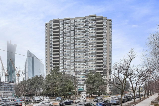 2005 - 33 Elmhurst Avenue