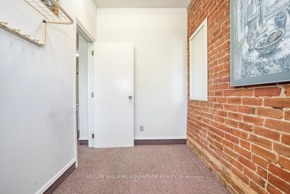 157 Gerrard Street E - Photo 27