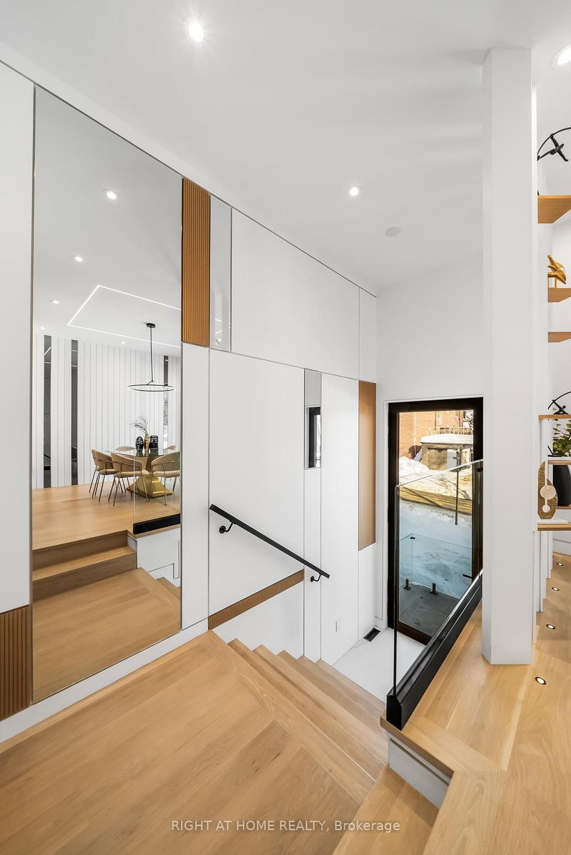 74B Rathnelly Ave, Toronto, M4V 2M6 | Image 3