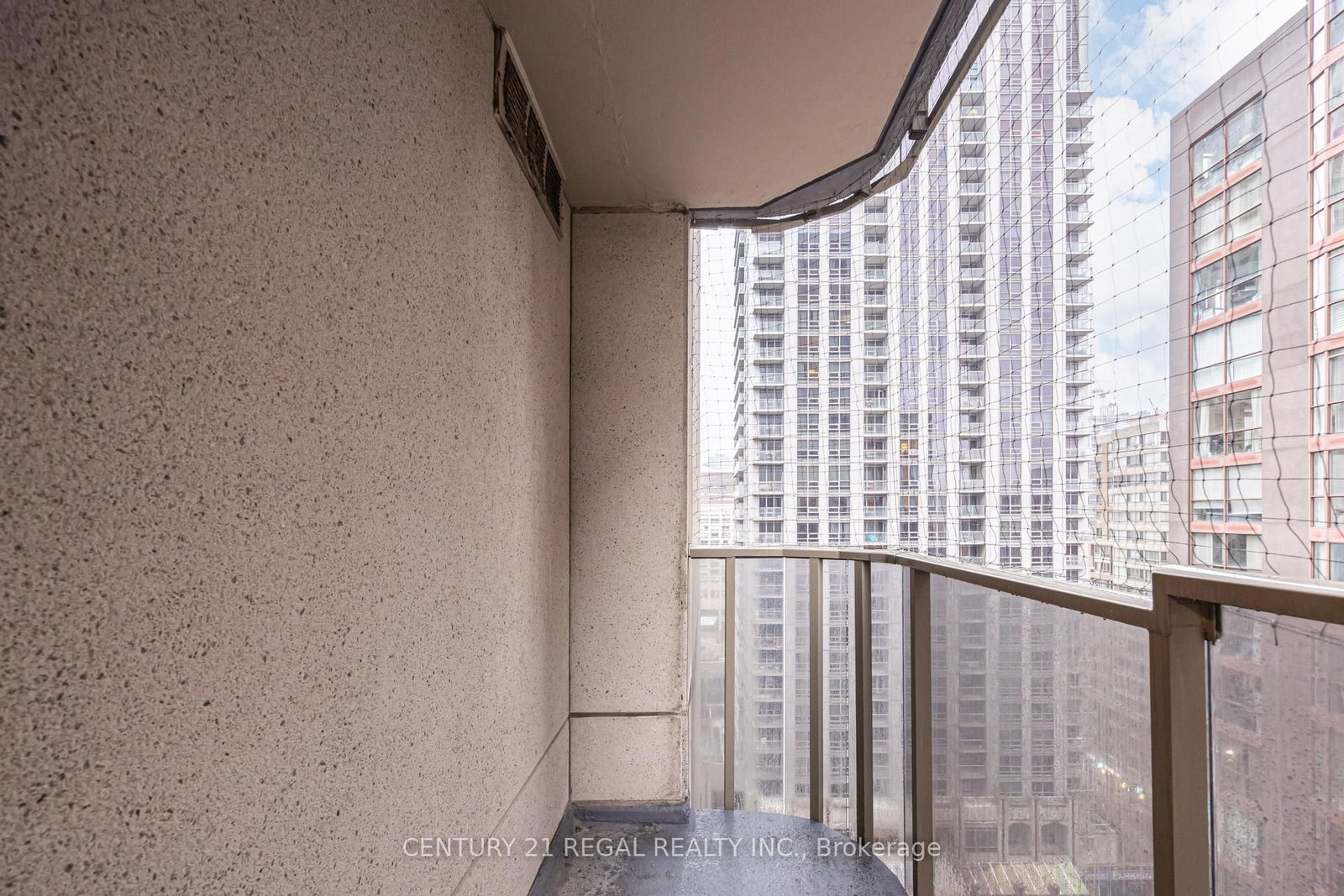 Condo for sale at 1803-750 Bay Street, Toronto, Ontario, M5G 1N6 - Bay Street Corridor - MLS: C12912348