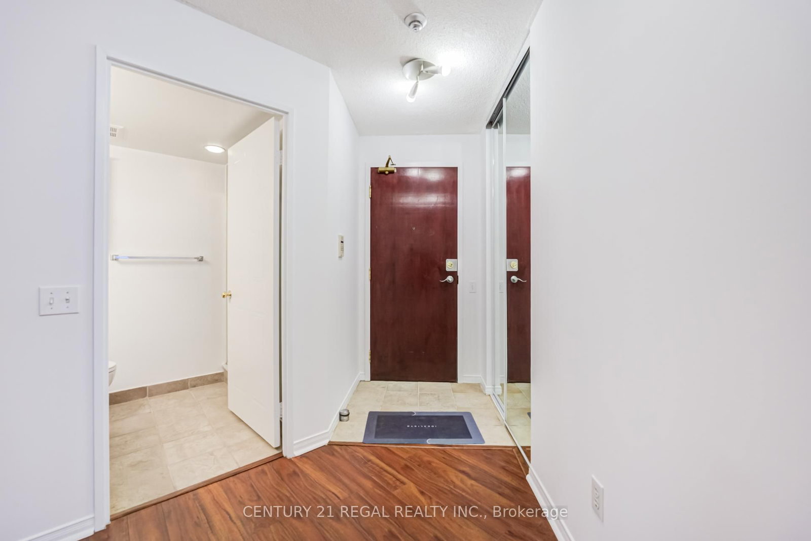 Condo for sale at 1803-750 Bay Street, Toronto, Ontario, M5G 1N6 - Bay Street Corridor - MLS: C12912348