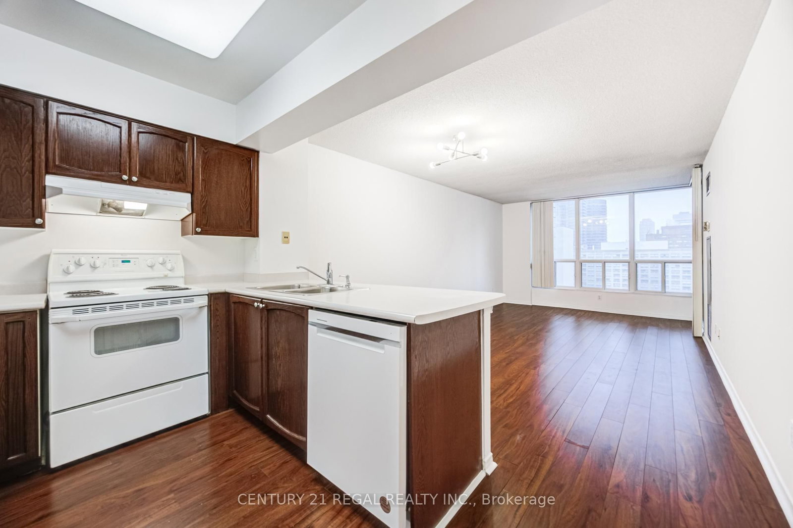 Condo for sale at 1803-750 Bay Street, Toronto, Ontario, M5G 1N6 - Bay Street Corridor - MLS: C12912348