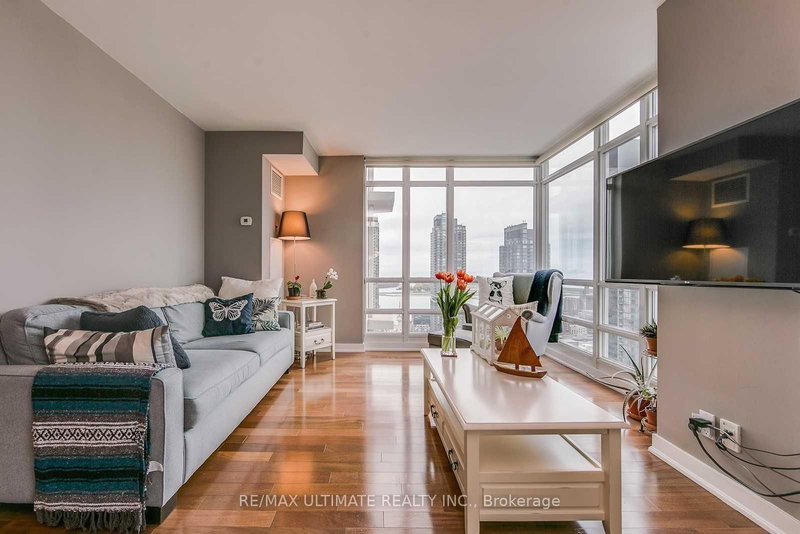 home for lease on 3903-397 Front Street W