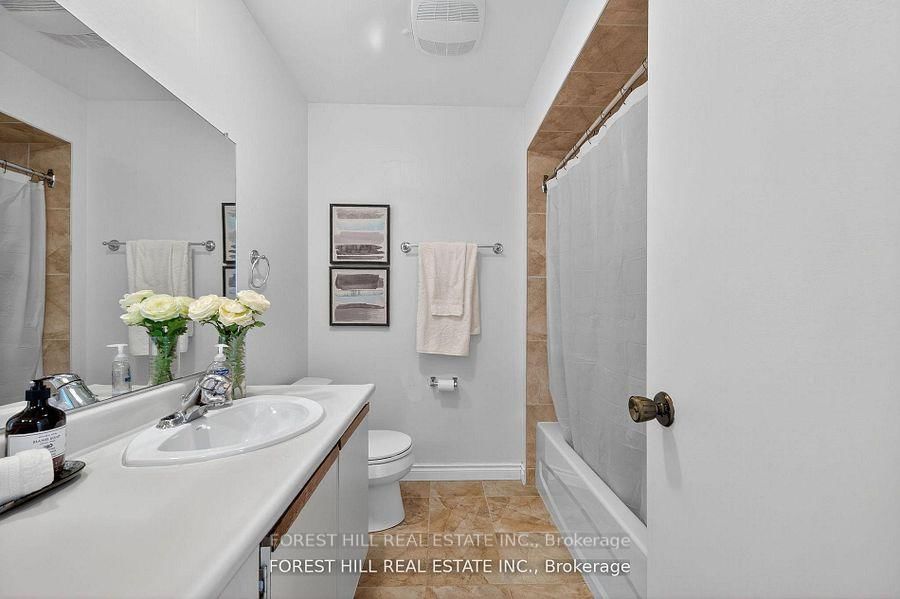 Detached House for sale at 38 Carnival Court, Toronto, Ontario, M2R 3T8 - Westminster-Branson - MLS: C12913542