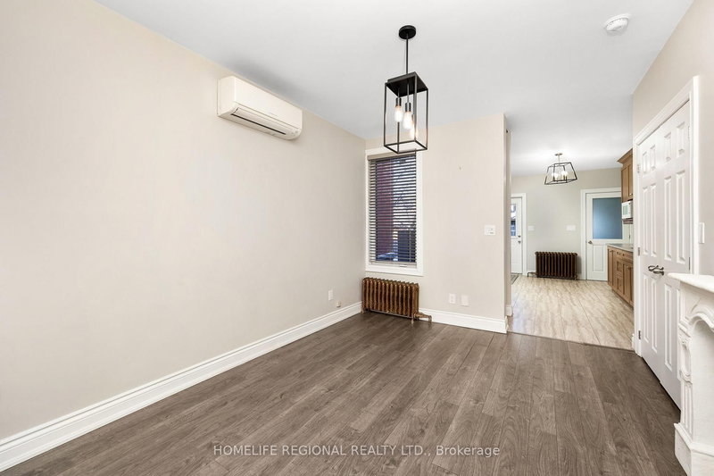 200 Roxton Road