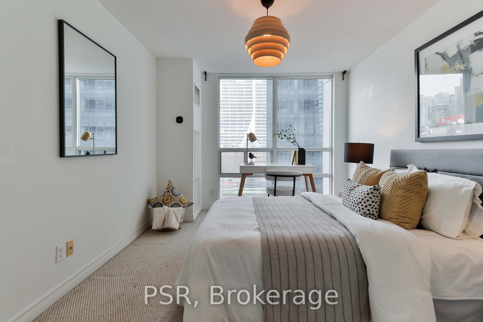 Condo for sale at 1602-30 Grand Trunk Crescent, Toronto, Ontario, M5J 3A4 - Waterfront Communities C1 - MLS: C12914474