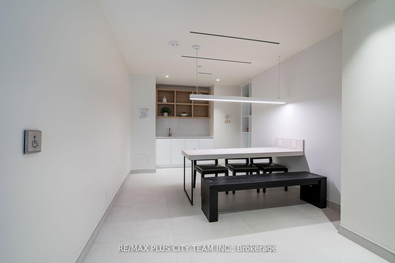 Condo for lease at 324-5 Defries Street, Toronto, Ontario, M5A 0W7 - Regent Park - MLS: C12915210