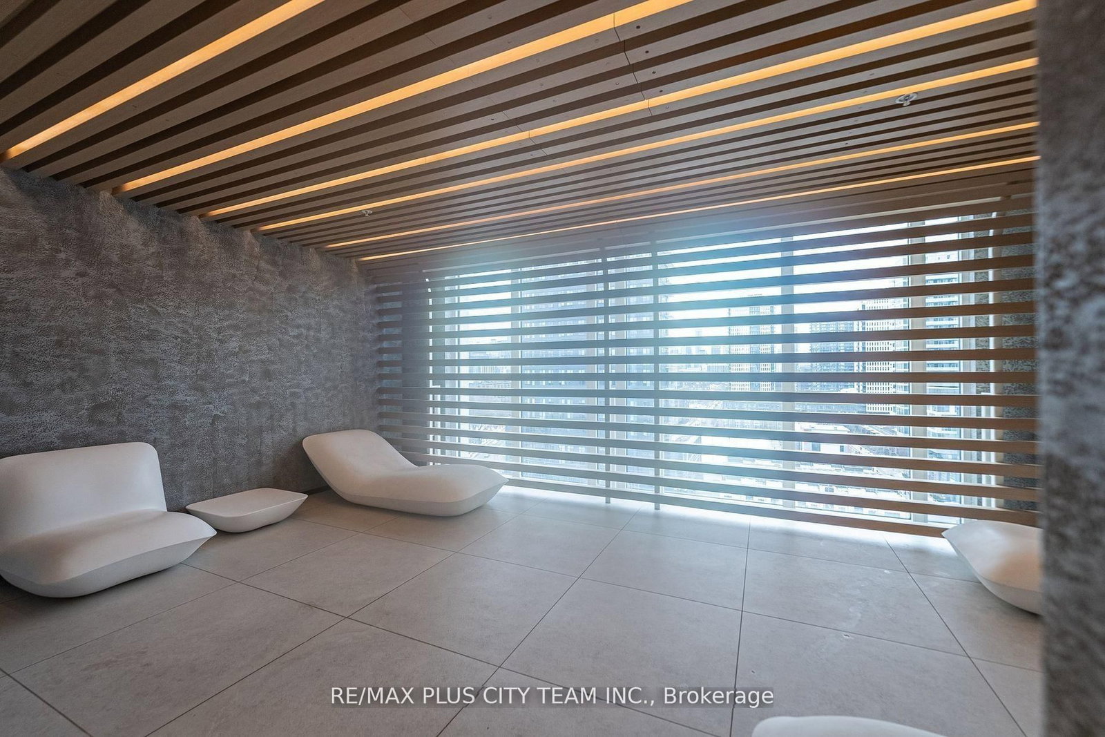 Condo for lease at 324-5 Defries Street, Toronto, Ontario, M5A 0W7 - Regent Park - MLS: C12915210