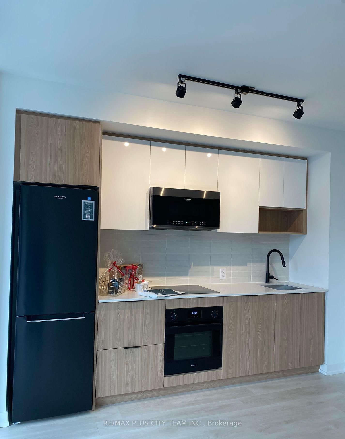 Condo for lease at 324-5 Defries Street, Toronto, Ontario, M5A 0W7 - Regent Park - MLS: C12915210