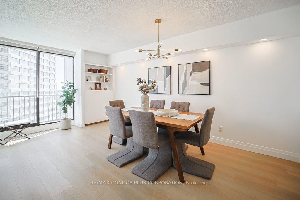 Condo for sale at 2232-33 HARBOUR Square, Toronto, Ontario, M5J 2G2 - Waterfront Communities C1 - MLS: C12915378