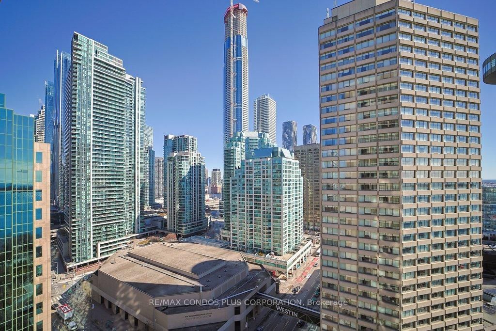 Condo for sale at 2232-33 HARBOUR Square, Toronto, Ontario, M5J 2G2 - Waterfront Communities C1 - MLS: C12915378