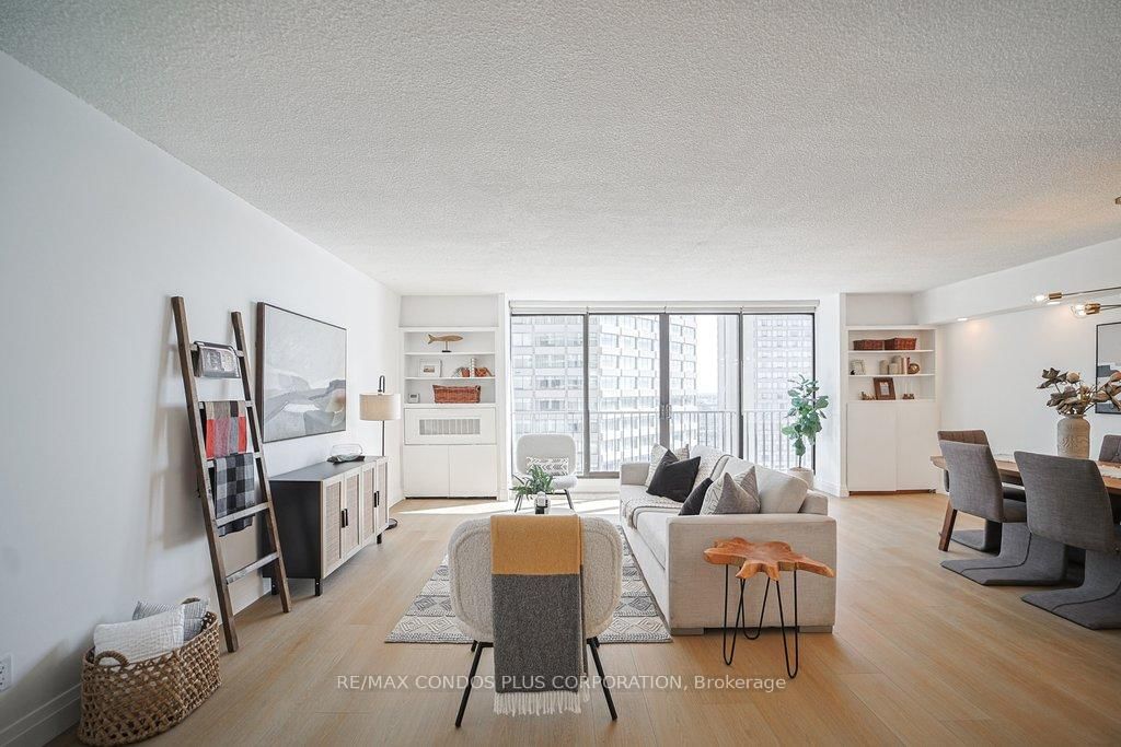 Condo for sale at 2232-33 HARBOUR Square, Toronto, Ontario, M5J 2G2 - Waterfront Communities C1 - MLS: C12915378