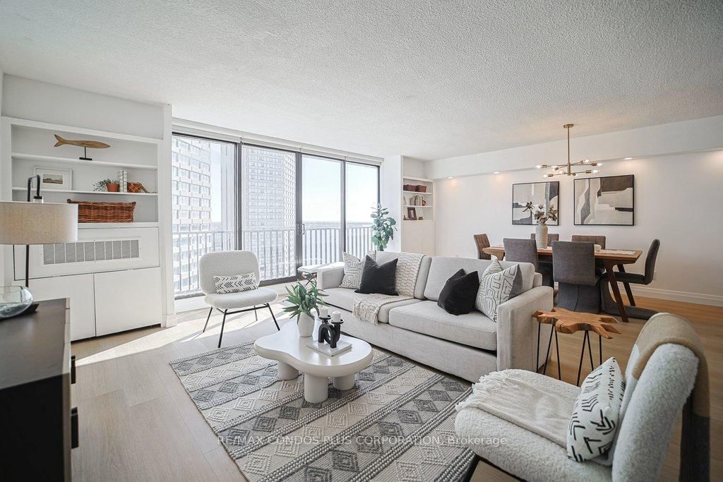 Condo for sale at 2232-33 HARBOUR Square, Toronto, Ontario, M5J 2G2 - Waterfront Communities C1 - MLS: C12915378