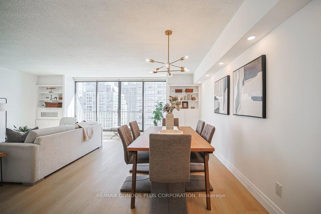 Condo for sale at 2232-33 HARBOUR Square, Toronto, Ontario, M5J 2G2 - Waterfront Communities C1 - MLS: C12915378