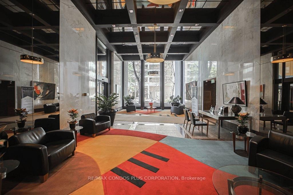 Condo for sale at 2232-33 HARBOUR Square, Toronto, Ontario, M5J 2G2 - Waterfront Communities C1 - MLS: C12915378