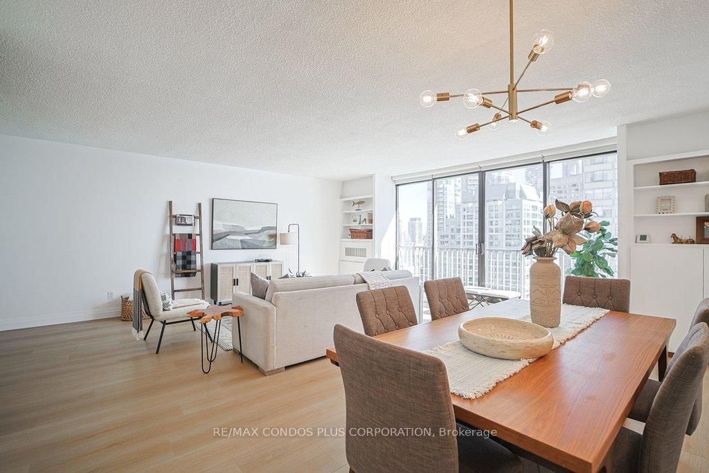 Condo for sale at 2232-33 HARBOUR Square, Toronto, Ontario, M5J 2G2 - Waterfront Communities C1 - MLS: C12915378