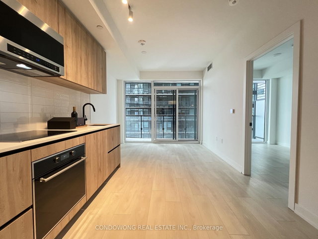2313 - 117 Broadway Avenue