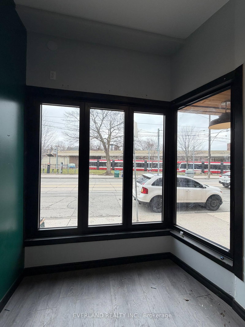 Ground - 850 Bathurst St, Toronto, M5R 3G1 | Image 2