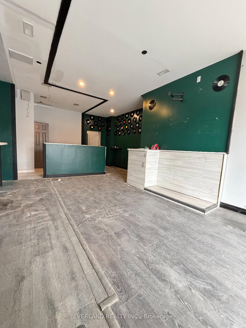 Ground - 850 Bathurst St, Toronto, M5R 3G1 | Image 3