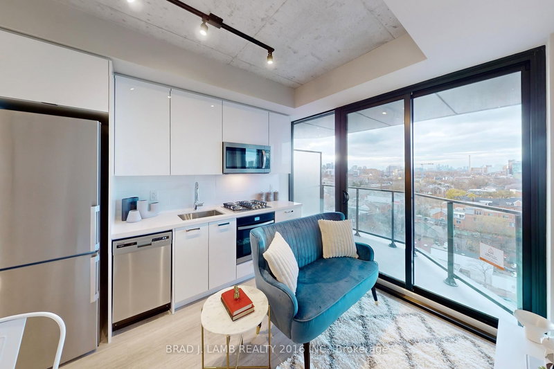 1014 - 195 McCaul St, Toronto, M5T 0E5 | Image 3