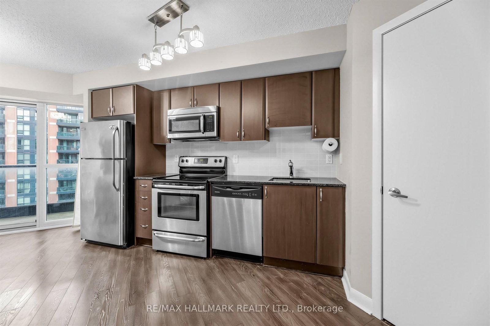 525 Wilson Avenue, Unit 618 - Photo 16