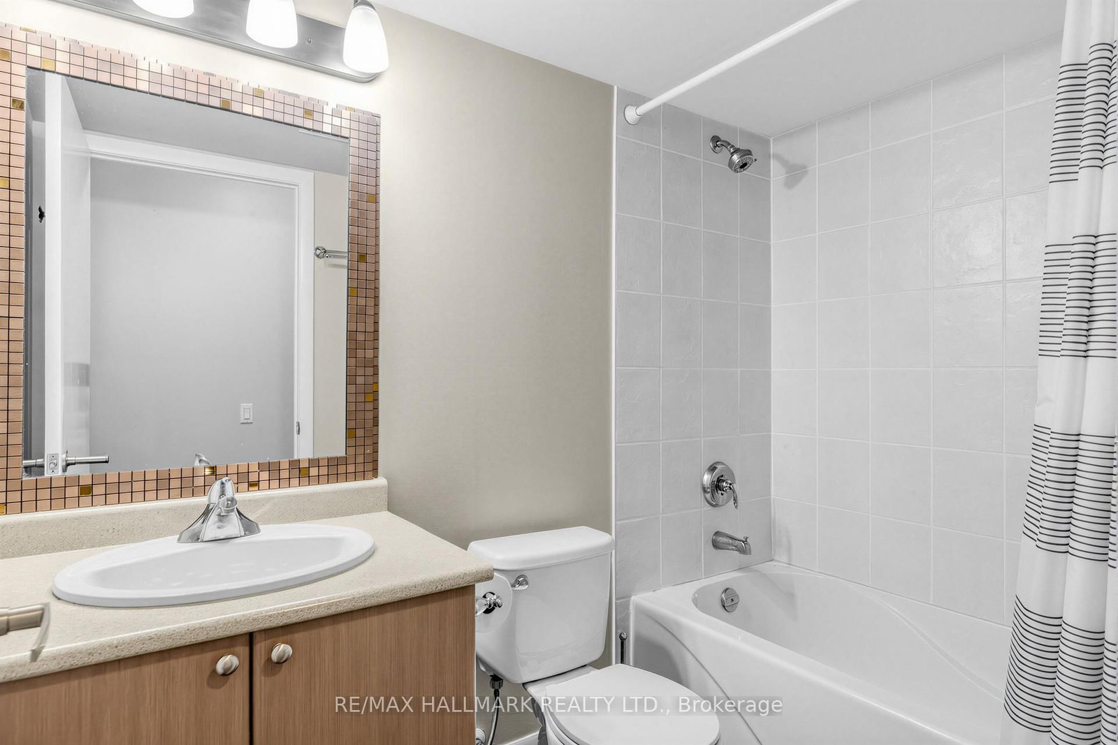 525 Wilson Avenue, Unit 618 - Photo 21