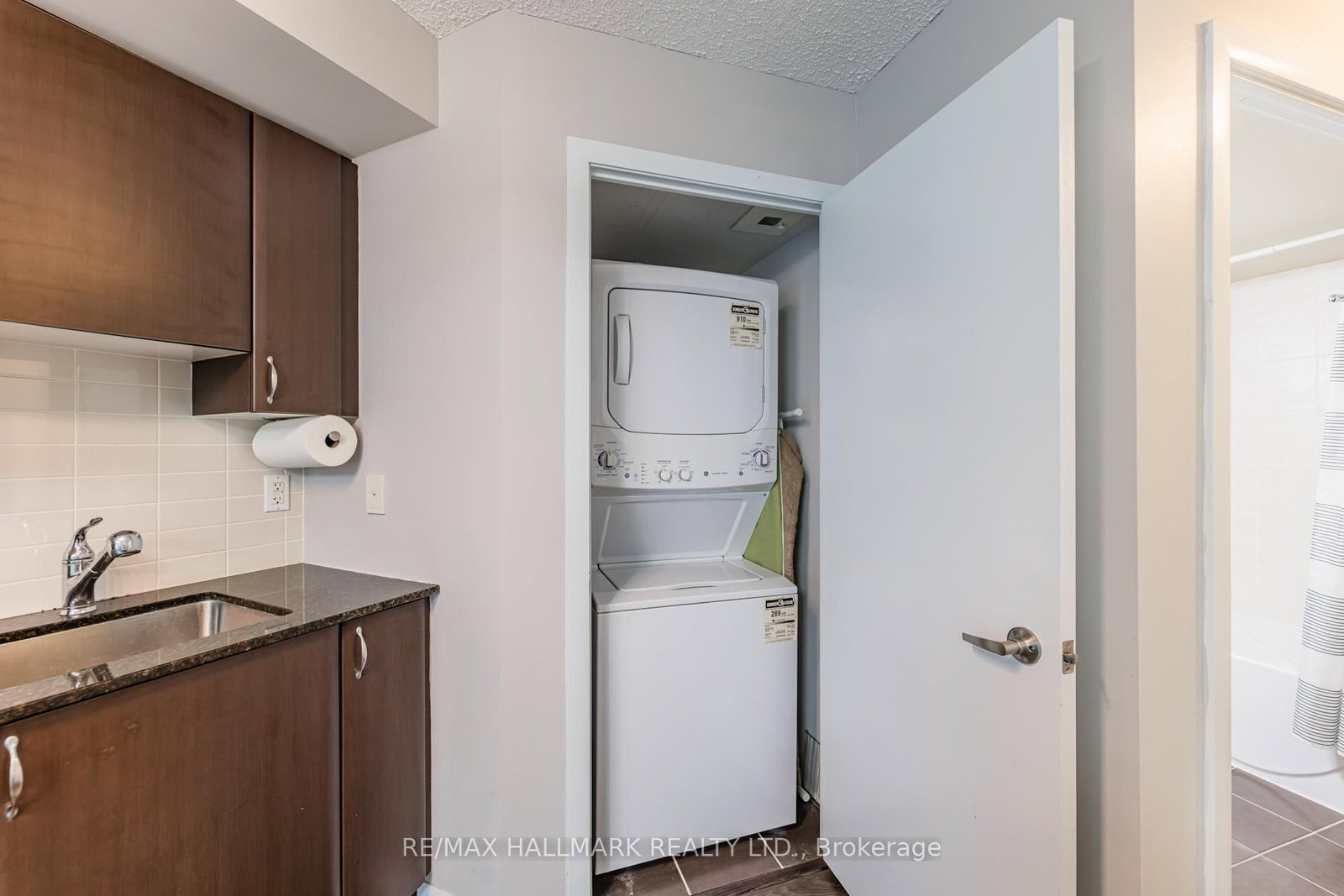 525 Wilson Avenue, Unit 618 - Photo 25